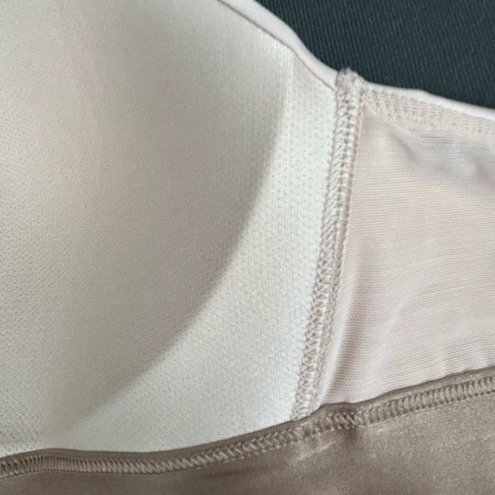 ThirdLove Kinetic Adjustable Athletic High Impact Sports Bra Beige Wireless 36B - Picture 8 of 9